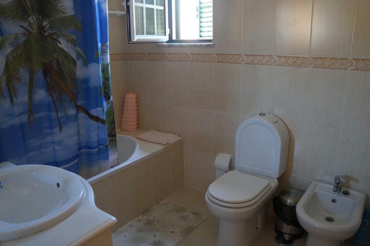 Casa Barbara Apartment ลากอส ภายนอก รูปภาพ