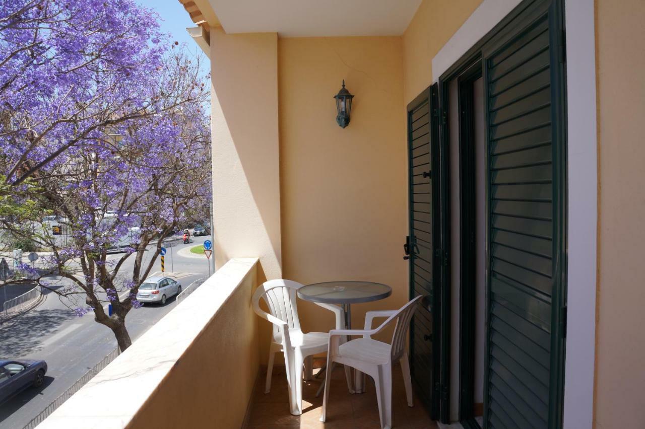 Casa Barbara Apartment ลากอส ภายนอก รูปภาพ