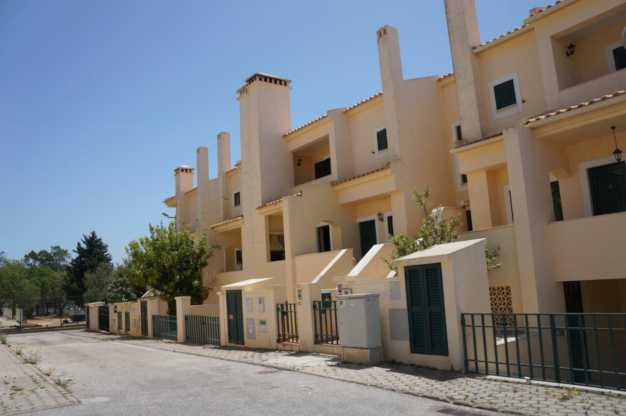 Casa Barbara Apartment ลากอส ภายนอก รูปภาพ